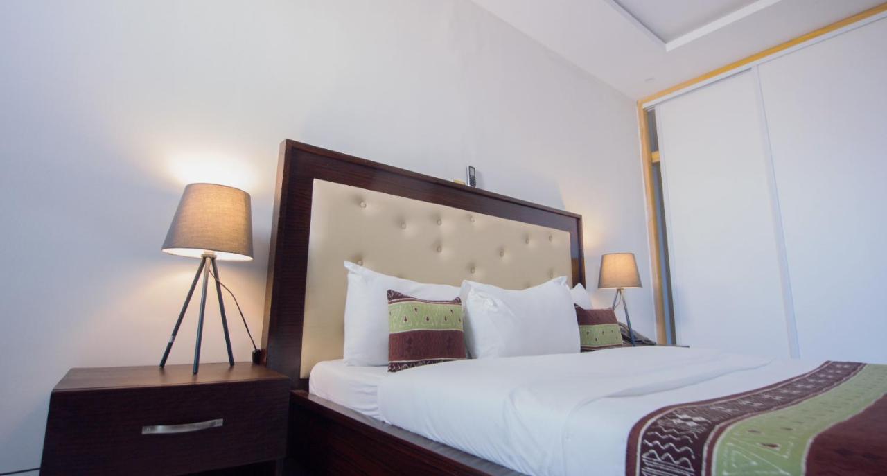 Hotel La Rose Blanche Abidjan Exterior photo