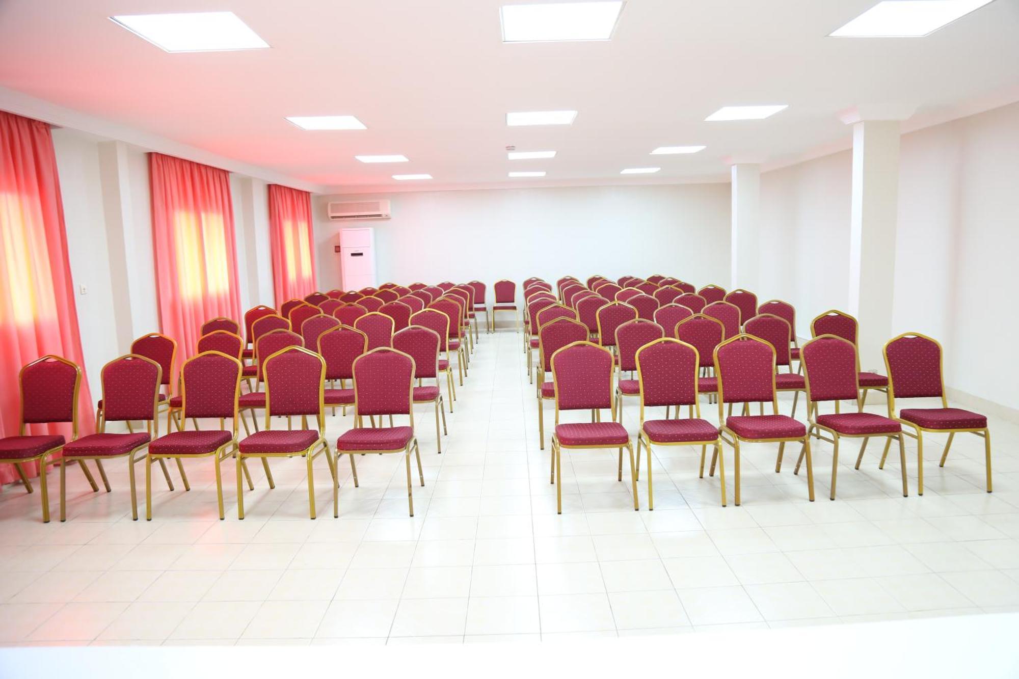 Hotel La Rose Blanche Abidjan Exterior photo