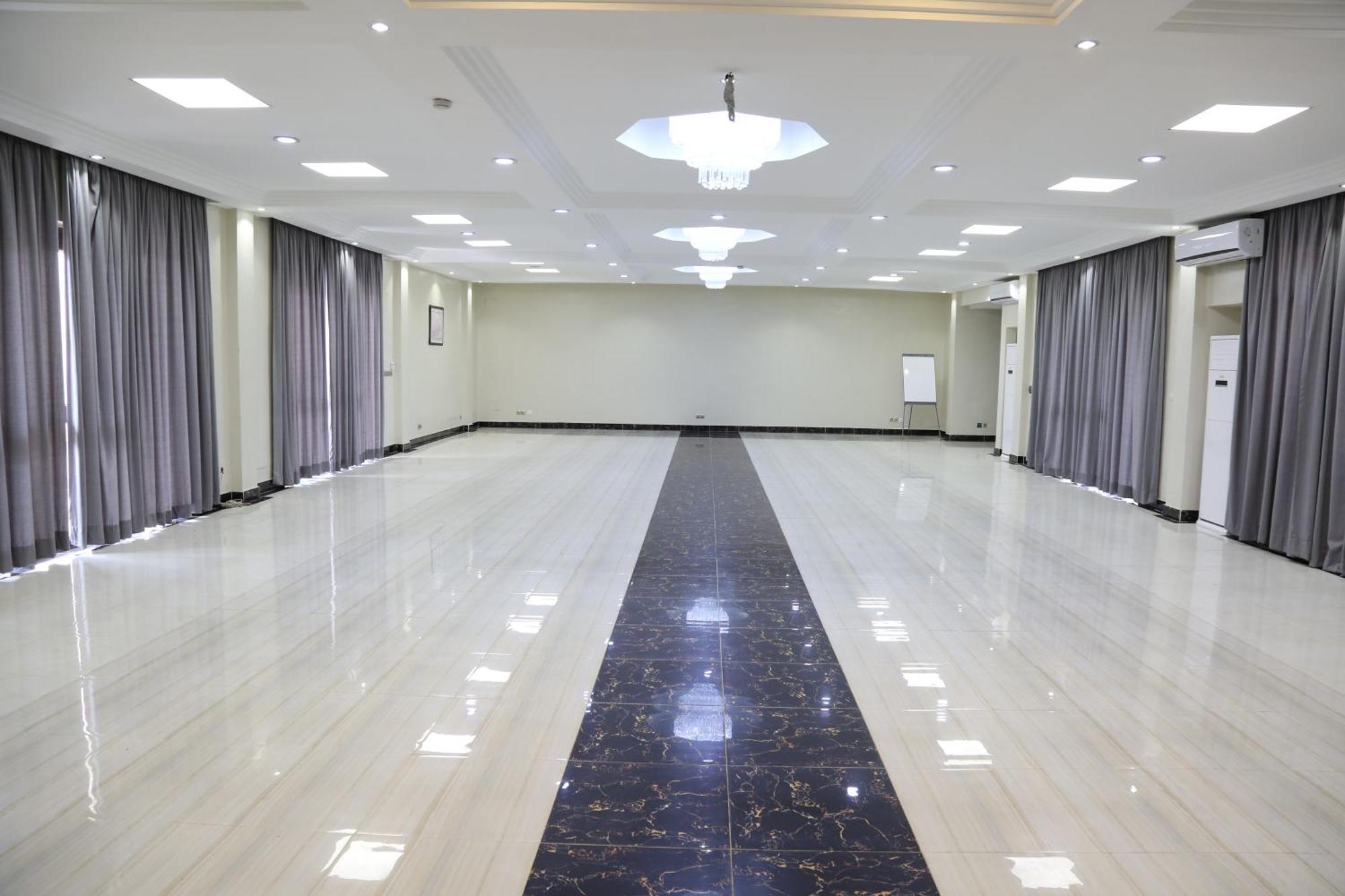 Hotel La Rose Blanche Abidjan Exterior photo