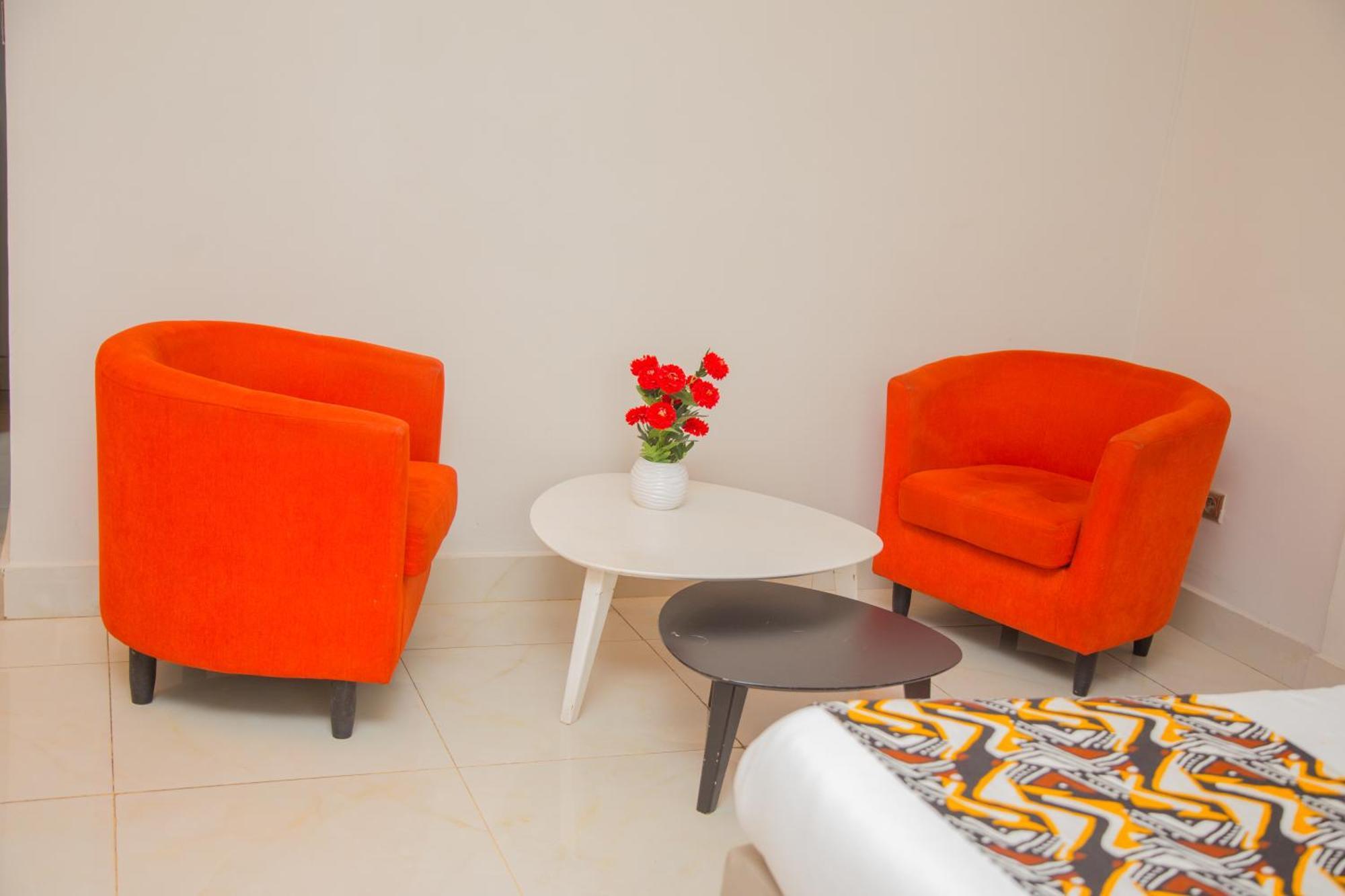 Hotel La Rose Blanche Abidjan Exterior photo